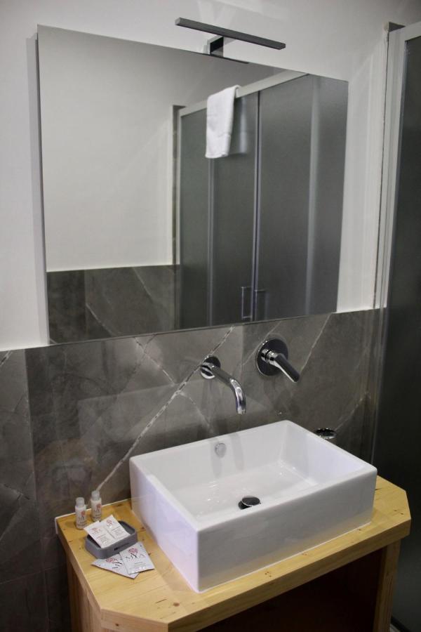 Be Italian Flat Sanfelice Otel Napoli Dış mekan fotoğraf